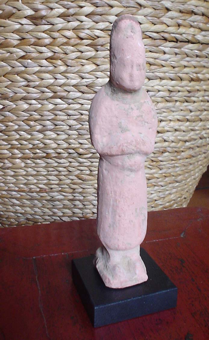 statuette tang